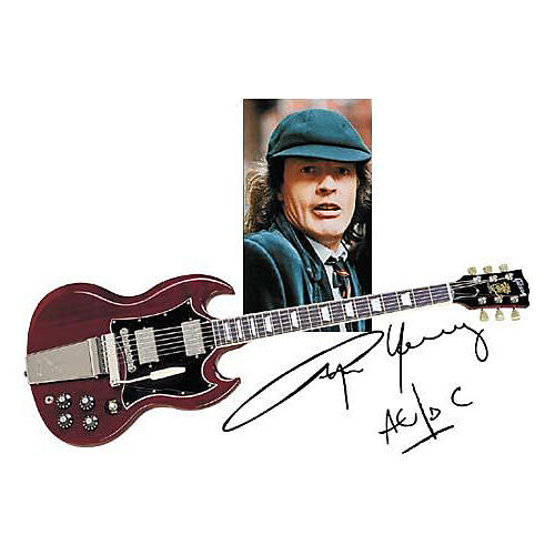 Гитара ангуса янга. AC DC Angus young Gibson SG. Электрогитара Gibson Angus young SG. Angus young Guitar. Соло гитарист AC DC.