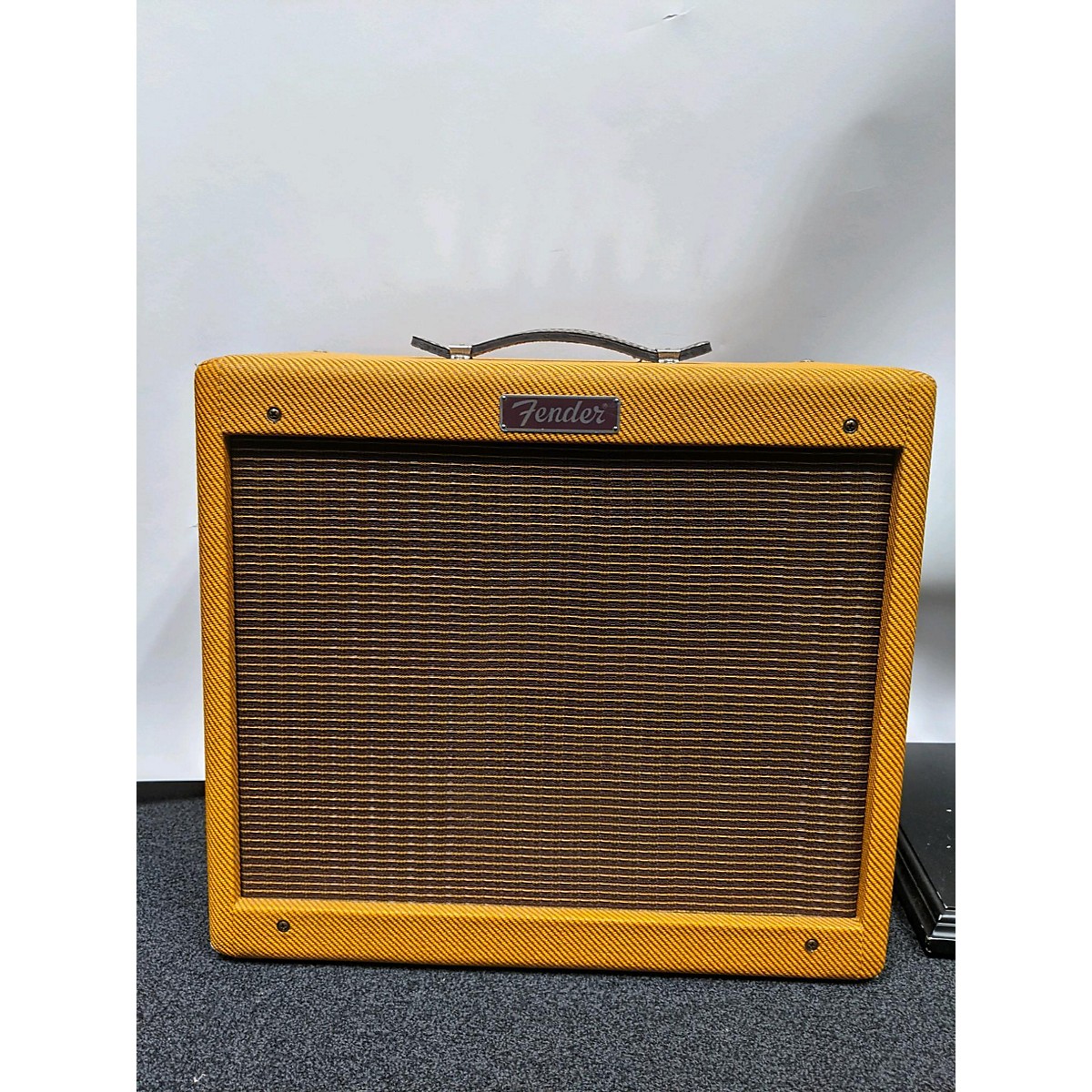 Used Fender Blues Junior 15W 1x12 Tube Guitar Combo Amp Guitar Center