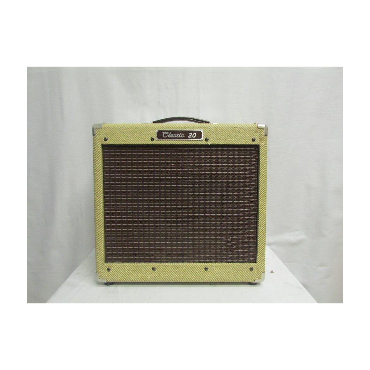 Used Peavey CLASSIC 20 Tube Guitar Combo Amp Guitar Center