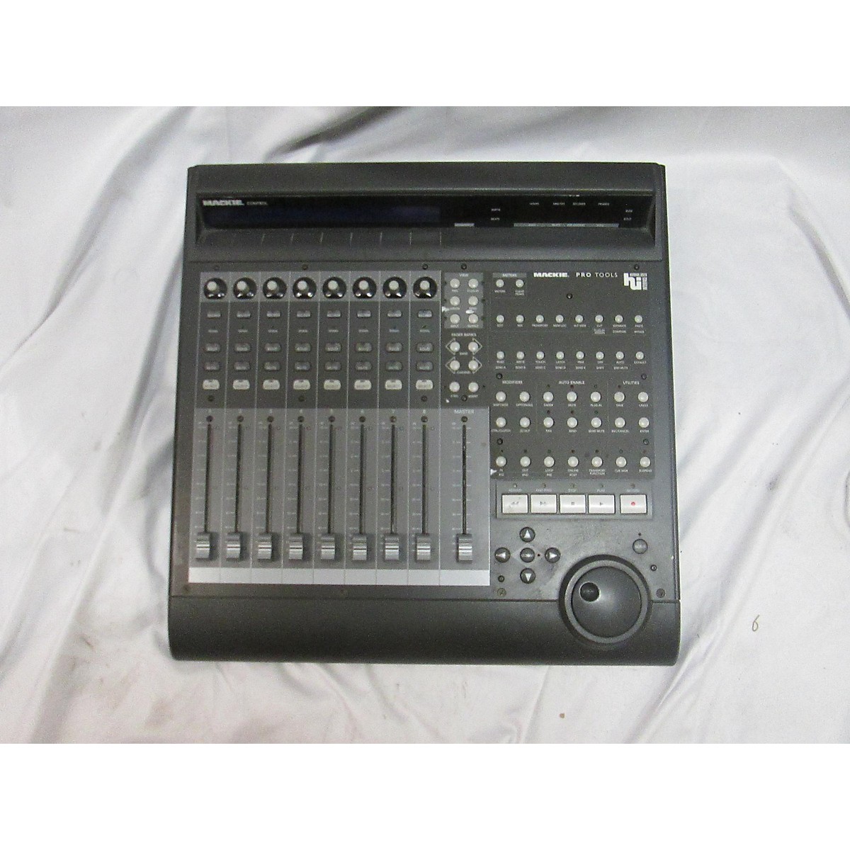 mackie midi controller