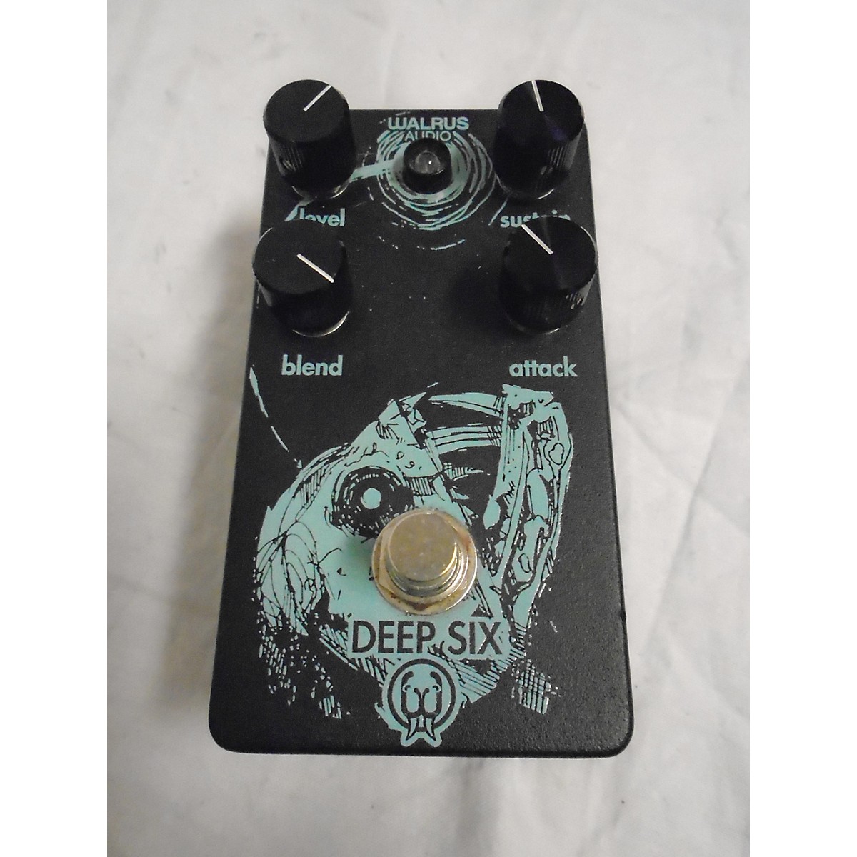 Used Walrus Audio DEEP SIX Effect Pedal | Guitar Center