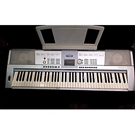 Used Yamaha Dgx203 Arranger Keyboard