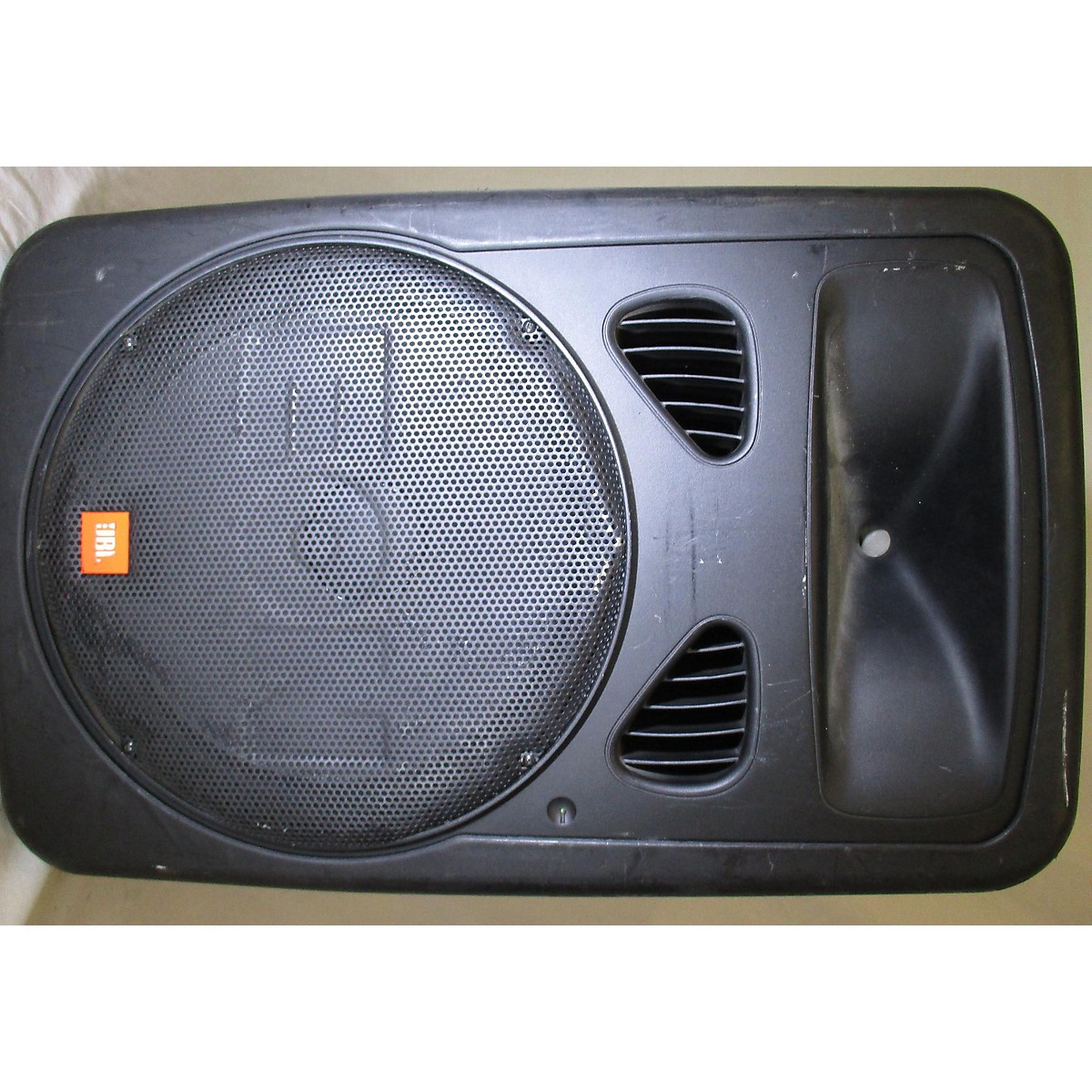 Used JBL EON15P Powered Speaker Guitar Center