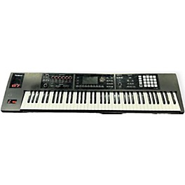 Used Roland FA-07 Arranger Keyboard