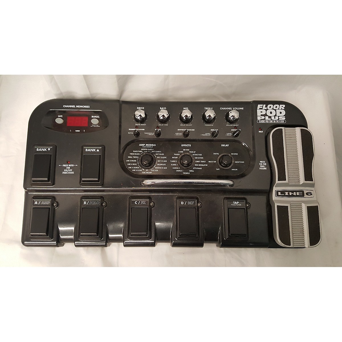 Used Line 6 Floor Pod Plus Effect Processor | Guitar Center