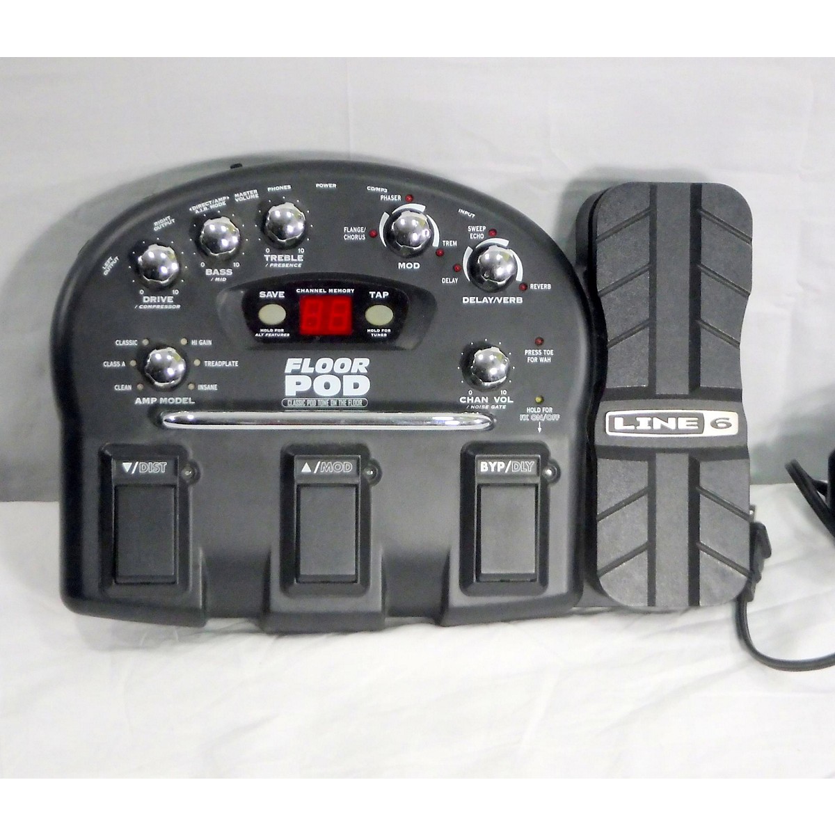 Used Line 6 Floor Pod Plus Effect Processor | Guitar Center