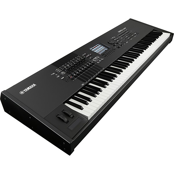 Clearance Yamaha MOTIF XF8 88-Key Music Production Synthesizer