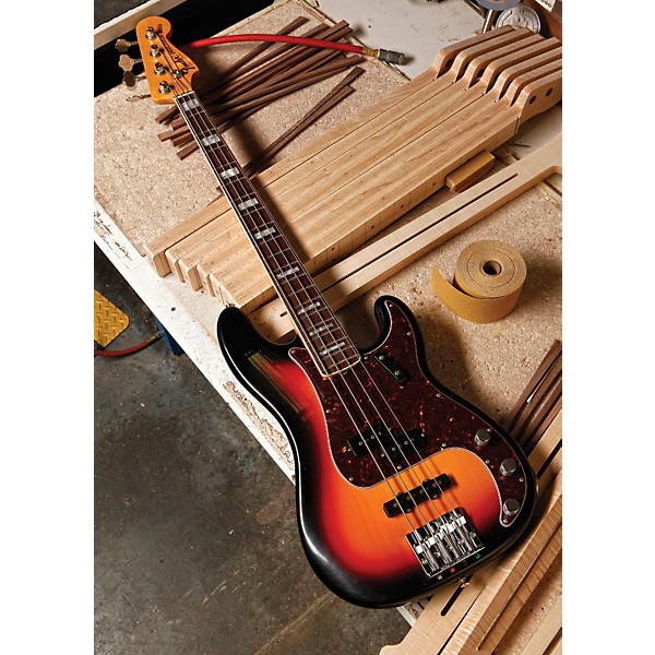 Platinum Fender Custom Shop 2011 Closet Classic Precision Bass Pro
