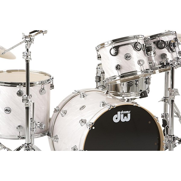 DW SSC Collectors Series 4-Piece Finish Ply Shell Pack With 22" Bass Drum Satin White Twisted Chrome Hardware