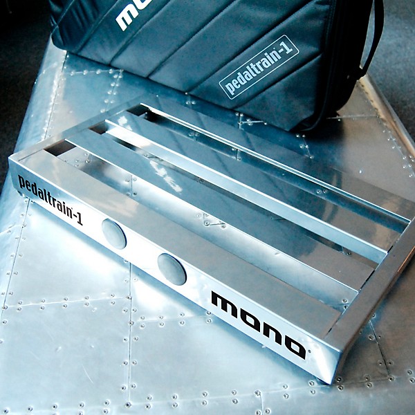 MONO M80 Pedal Board Case & Pedaltrain PT-1 Chrome Frame Combo