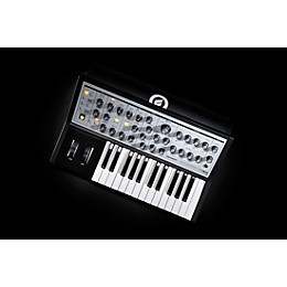 Open Box Moog Sub Phatty 25-Key Analog Synthesizer Level 2 Regular 190839166777