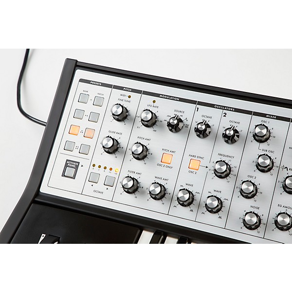 Open Box Moog Sub Phatty 25-Key Analog Synthesizer Level 2 Regular 190839166777