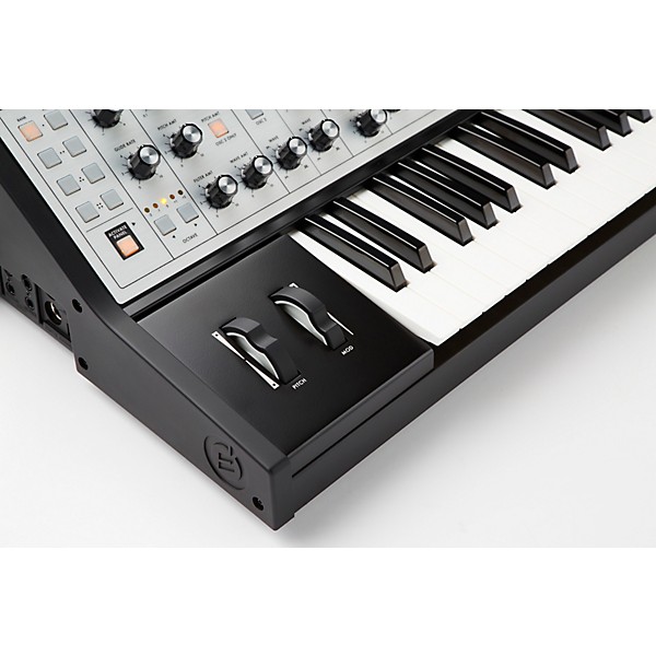 Open Box Moog Sub Phatty 25-Key Analog Synthesizer Level 2 Regular 190839166777