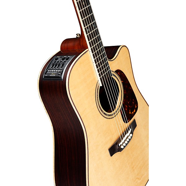 Open Box Takamine Pro Series 7 Dreadnought Cutaway Acoustic-Electric Guitar Level 1 Natural