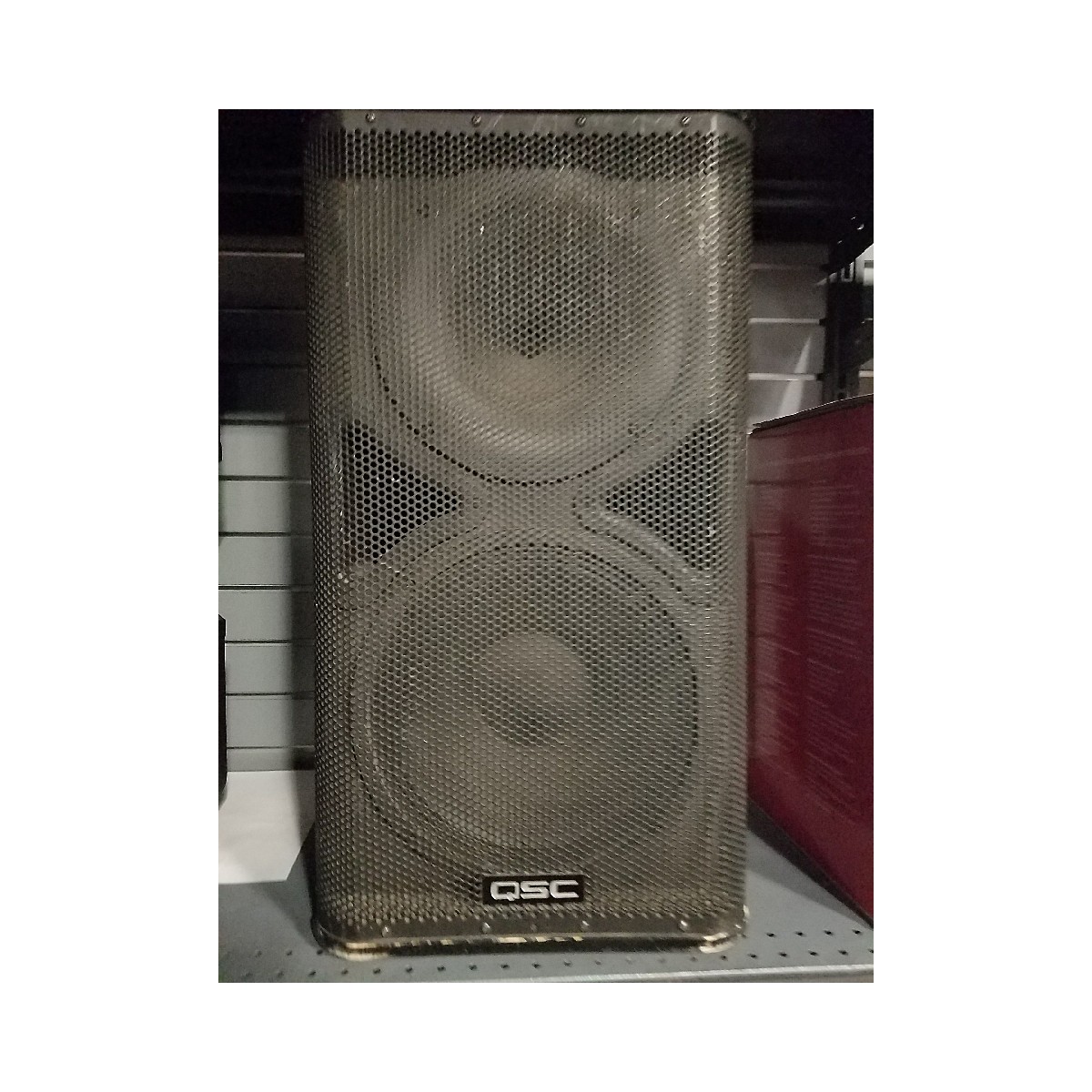 Used QSC HPR122I Powered Speaker Guitar Center