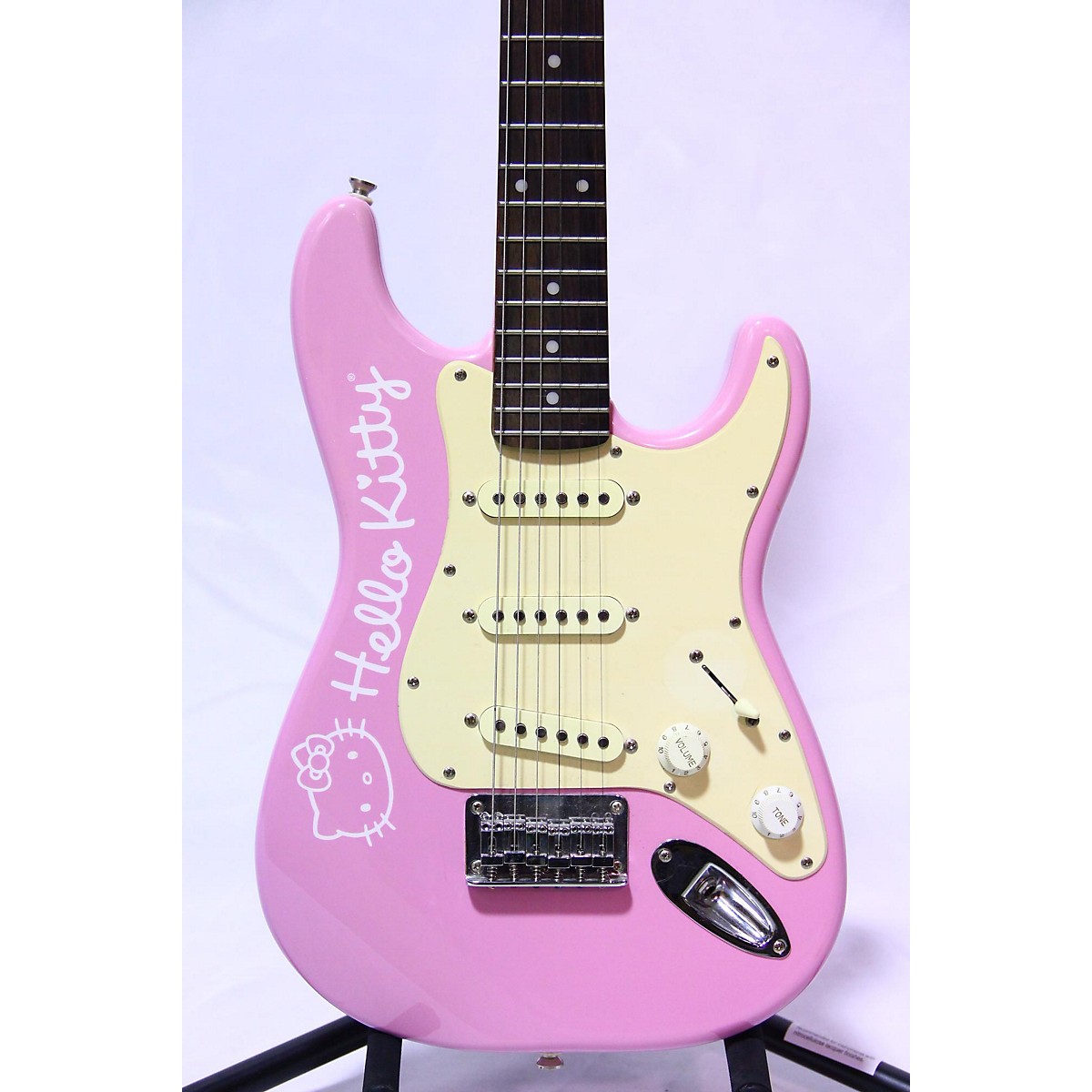 Used Squier Hello  Kitty  Stratocaster SSS 3 4 SIZE Solid 