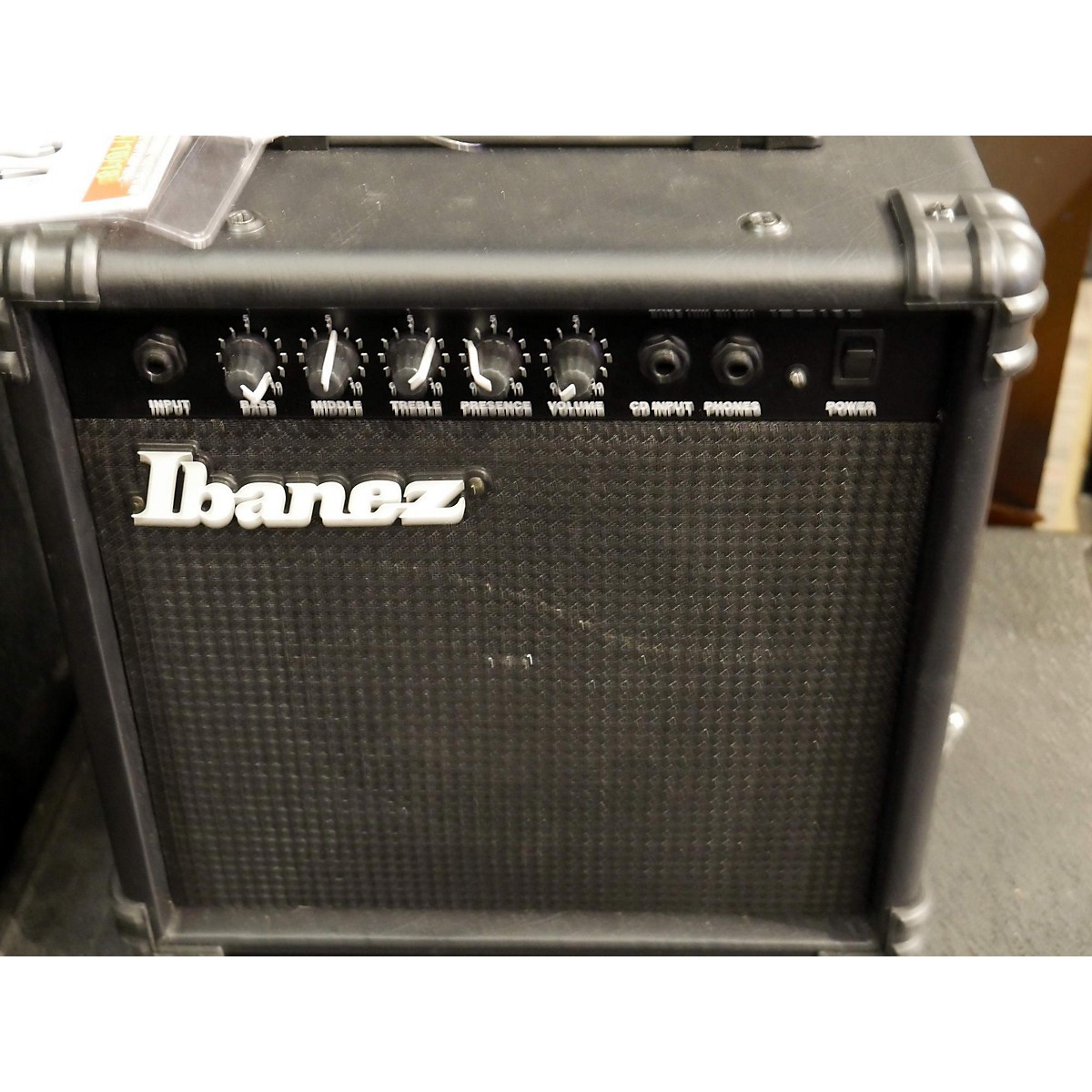 Used Ibanez IBZ15B Bass Combo Amp | Guitar Center