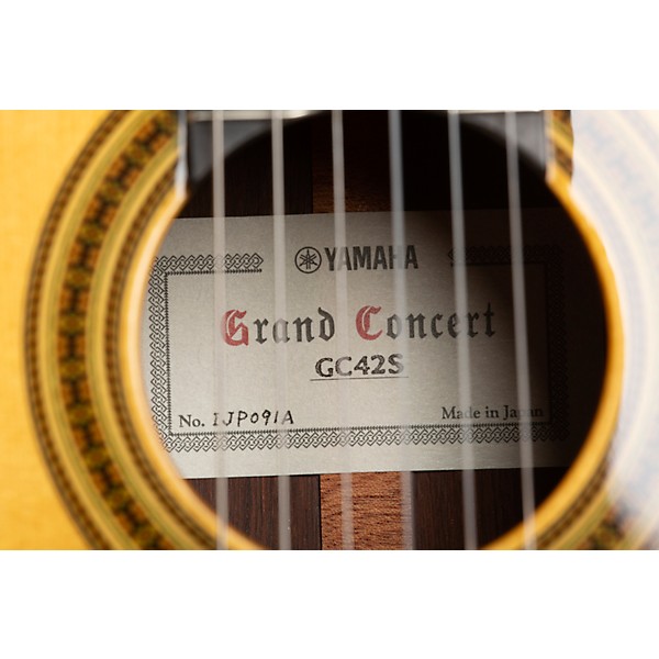 Platinum Yamaha GC42 Handcrafted Classical Guitar Spruce | Guitar
