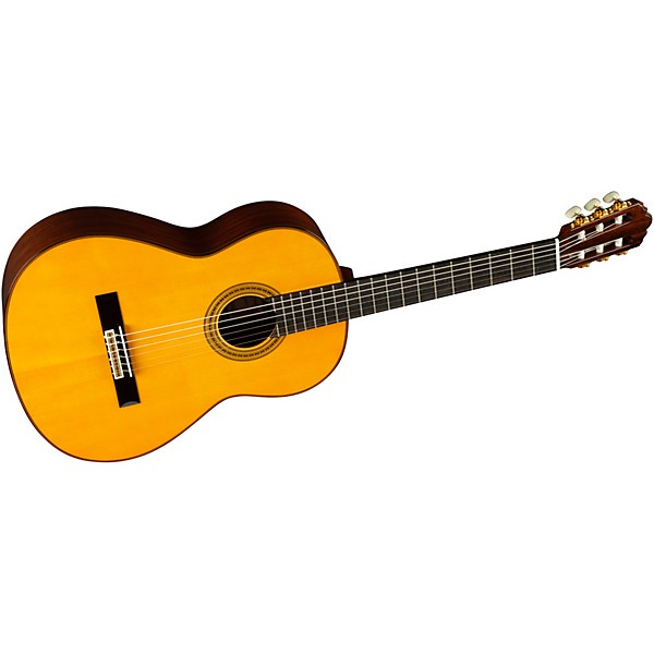Platinum Yamaha GC42 Handcrafted Classical Guitar Spruce | Guitar