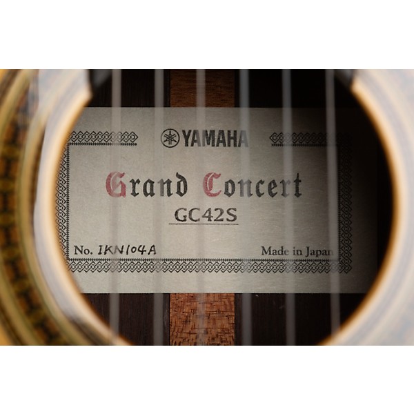 Platinum Yamaha GC42 Handcrafted Classical Guitar Spruce | Guitar