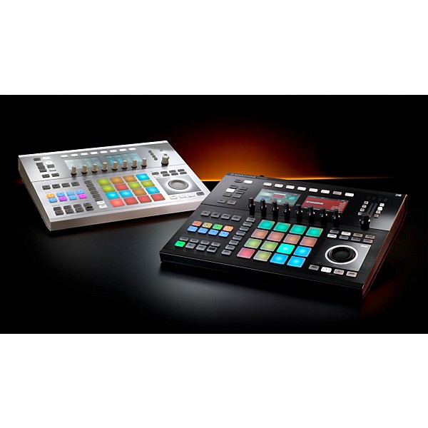 Open Box Native Instruments MASCHINE STUDIO Level 1 Black