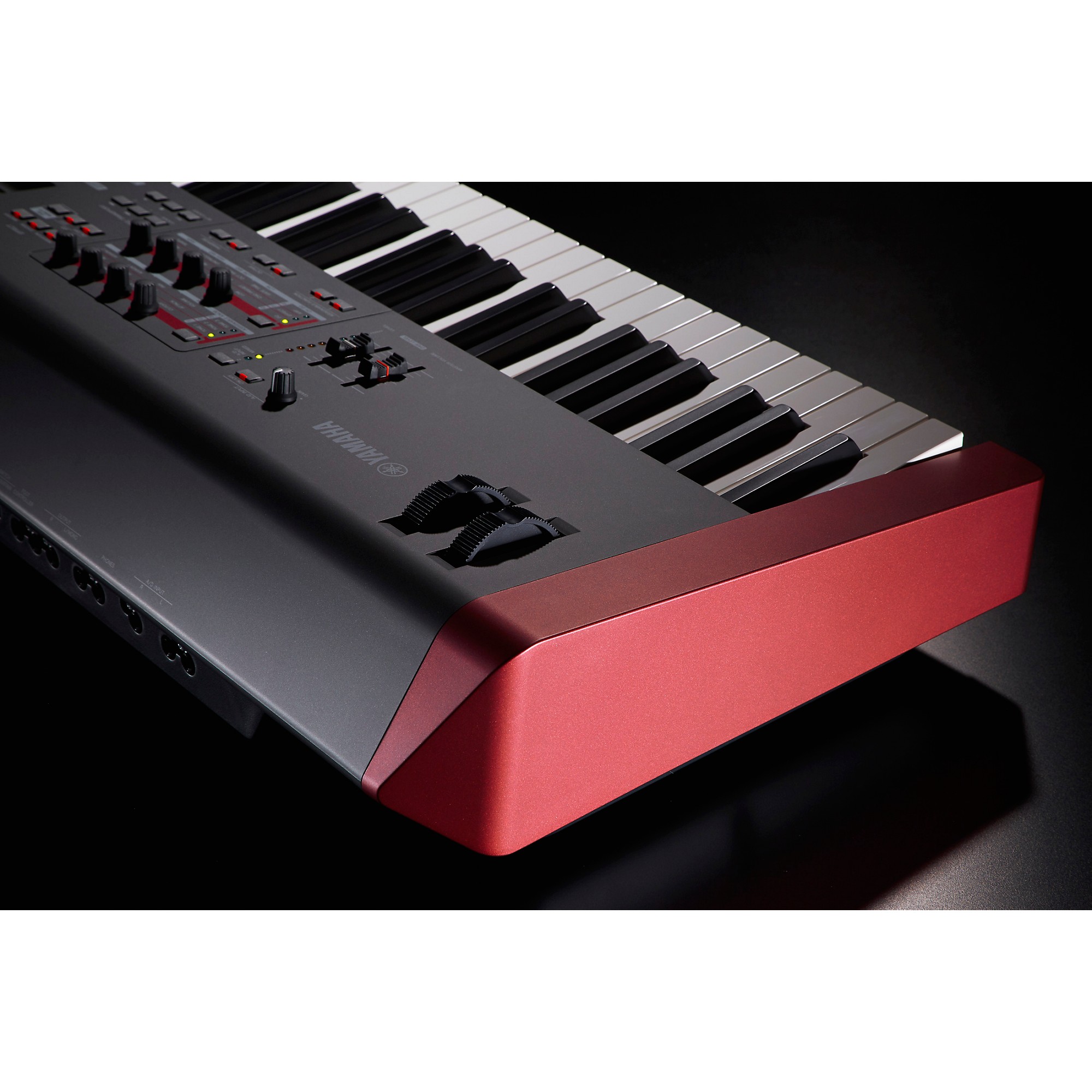 Yamaha MOXF8 88-Key Synthesizer Workstation | Guitar Center