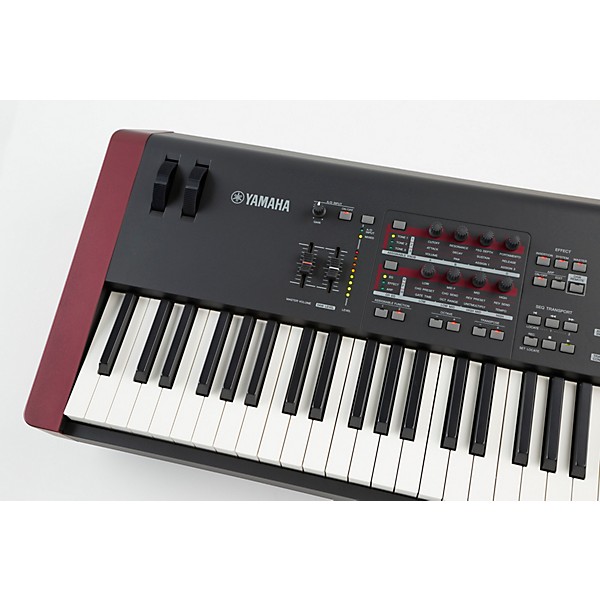 Open Box Yamaha MOXF8 88-Key Synthesizer Workstation Level 2 Regular 888366043127