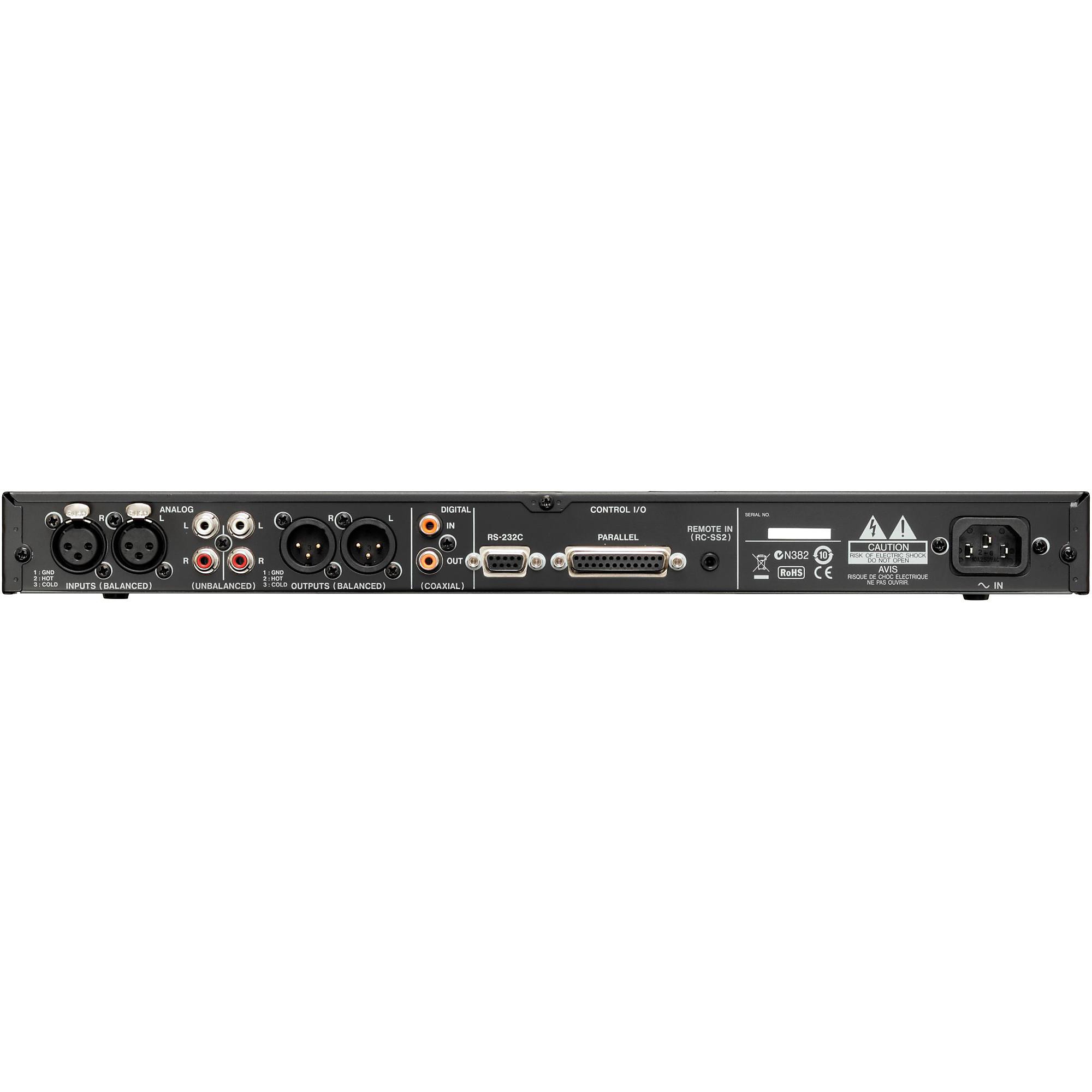 Open Box TASCAM SS-CDR200 Professional Solid State and CD Recorder
