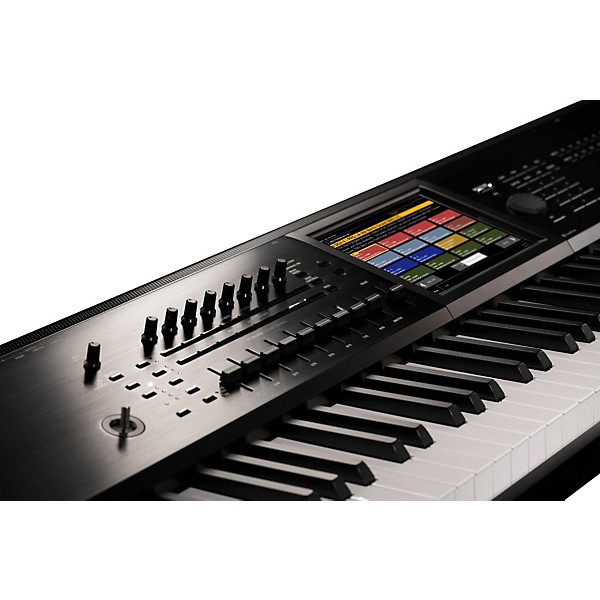 KORG KRONOS 73-Key Synthesizer Workstation