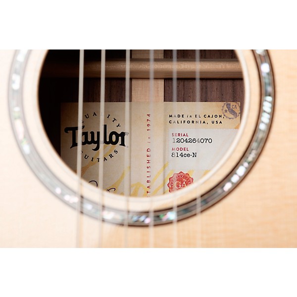 Taylor 814ce-N Grand Auditorium Acoustic-Electric Nylon-String Guitar Natural