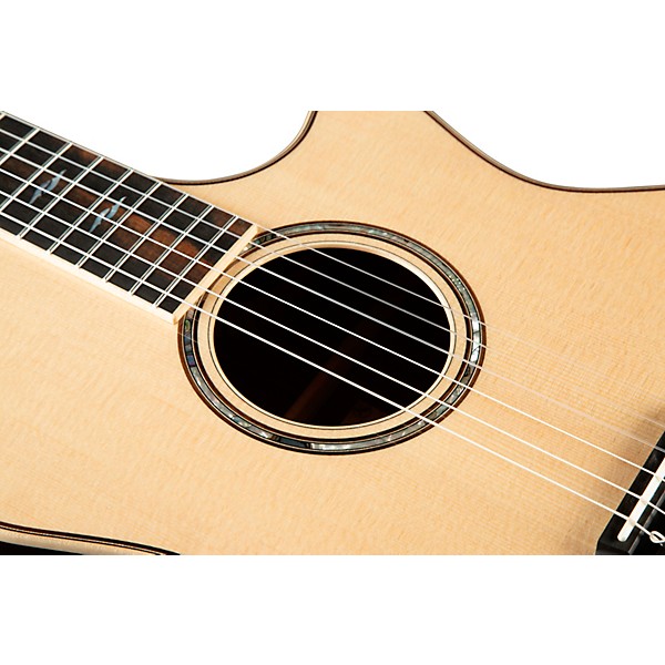 Taylor 814ce-N Grand Auditorium Acoustic-Electric Nylon-String Guitar Natural