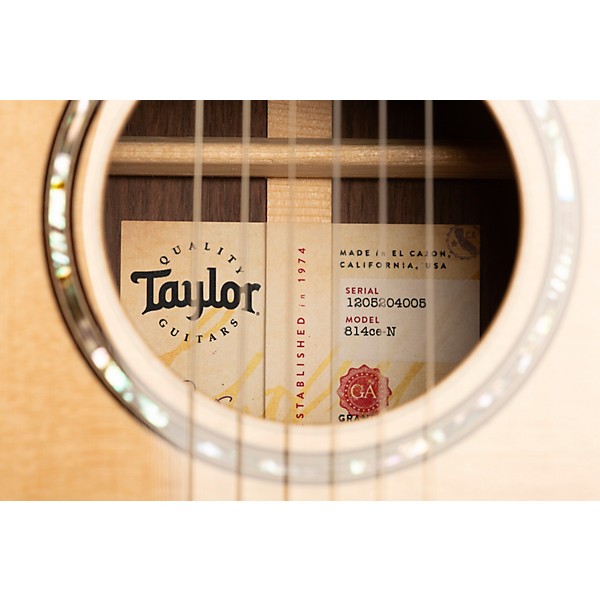 Taylor 814ce-N Grand Auditorium Acoustic-Electric Nylon-String Guitar Natural