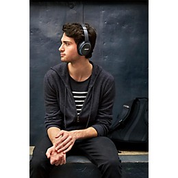 Bose SoundLink II Around-Ear Wireless Headphones Black
