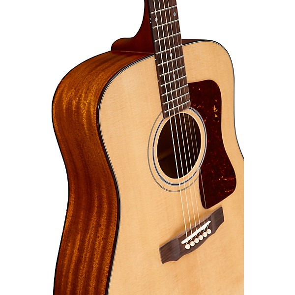 Guild D-40 Traditional Acoustic Guitar Natural