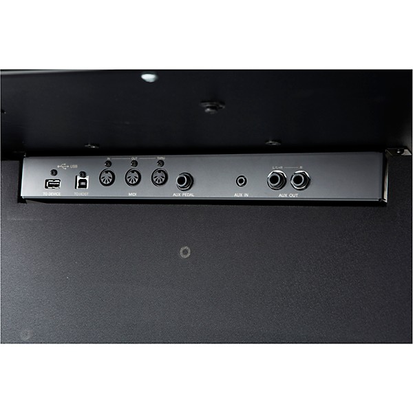 Yamaha Clavinova CLP-685 Console Digital Piano with Bench Polished
