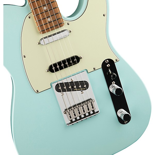 Fender Deluxe Nashville Telecaster Pau Ferro Fingerboard Daphne Blue