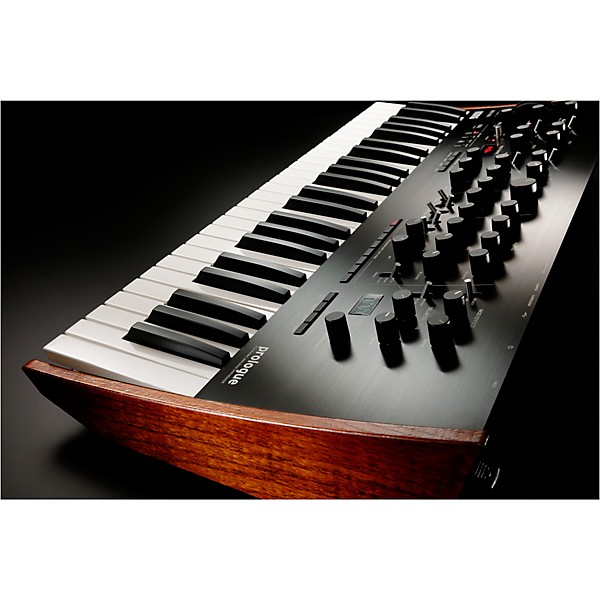 KORG Prologue 8-Voice Polyphonic Analog Synthesizer