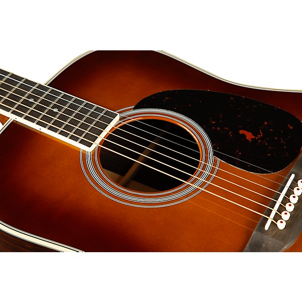 Martin D-35 Standard Dreadnought Acoustic Guitar Ambertone