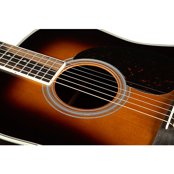 Martin D-35 Standard Dreadnought Acoustic Guitar Sunburst