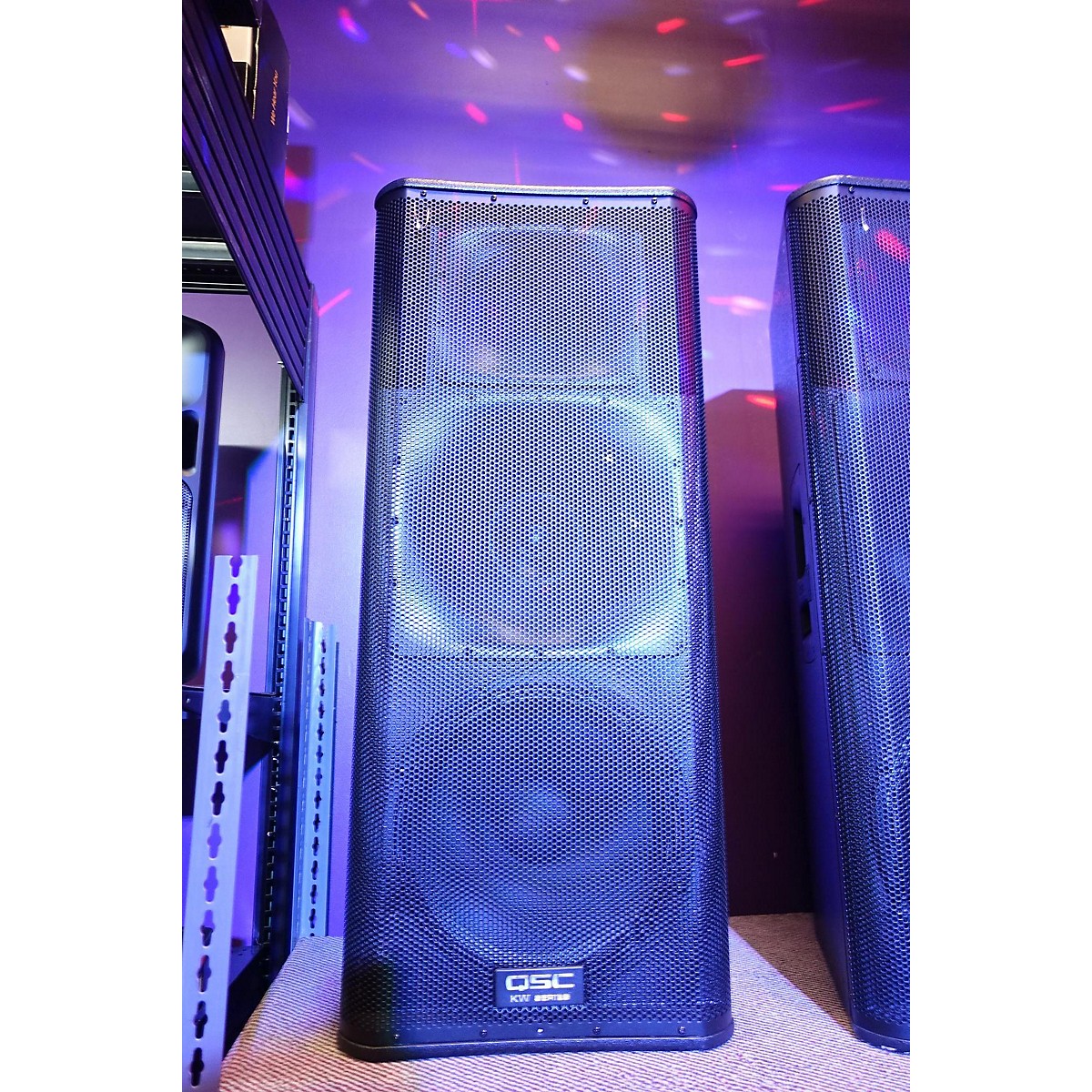 Used QSC KW153 Powered Speaker Guitar Center