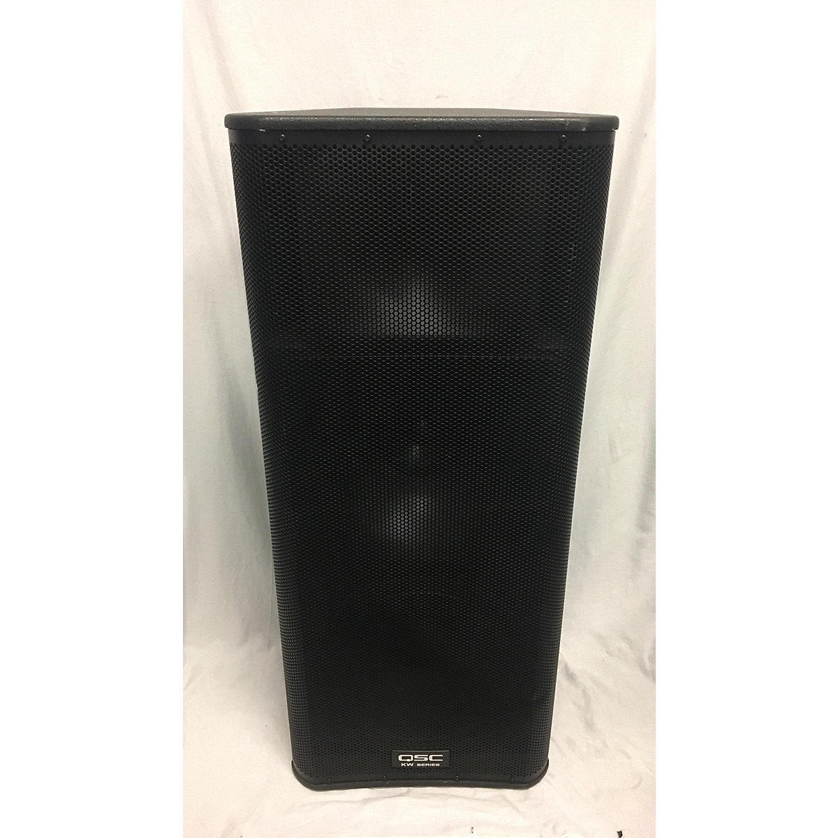 Used QSC KW153 Powered Speaker Guitar Center