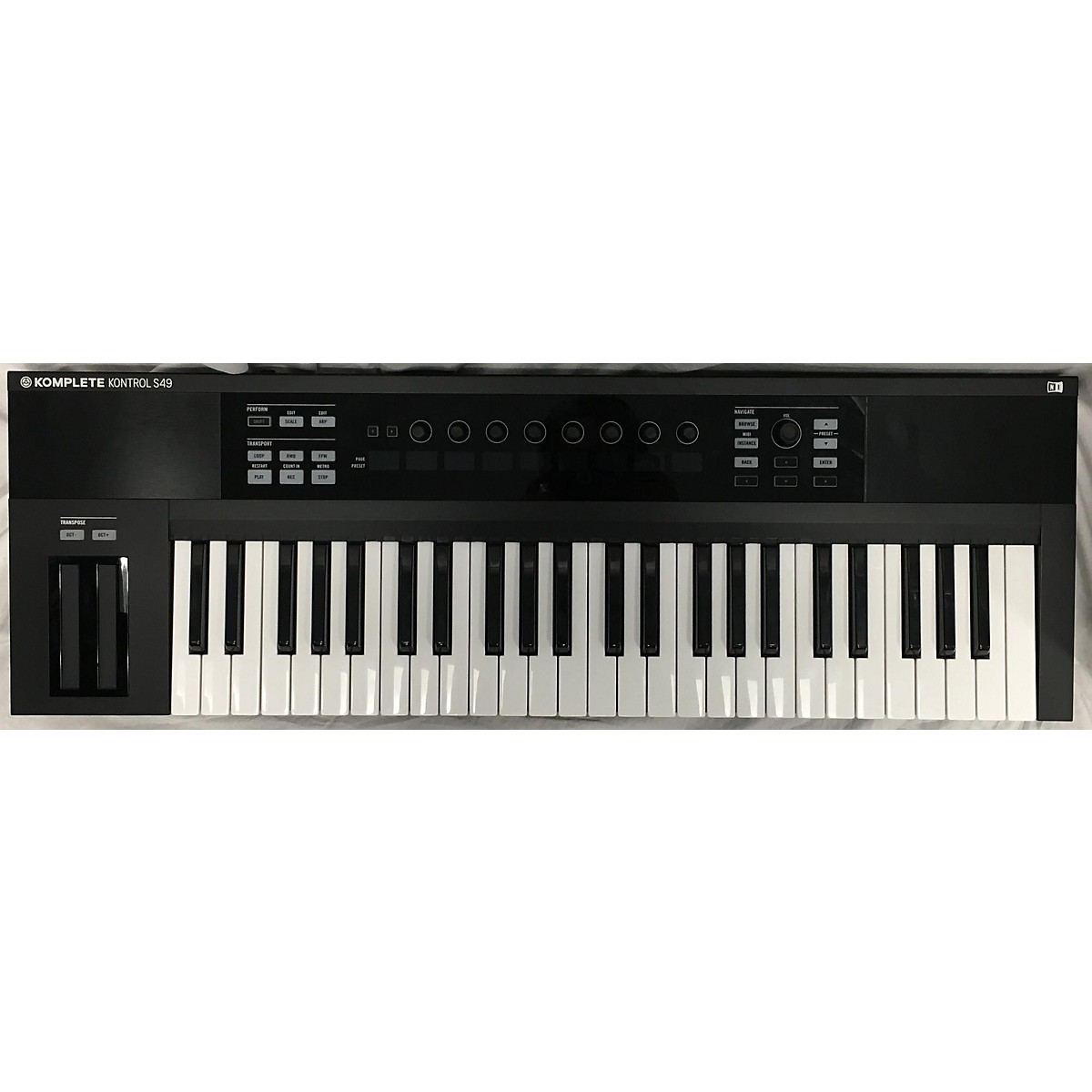native instruments komplete kontrol s49 keyboard controller