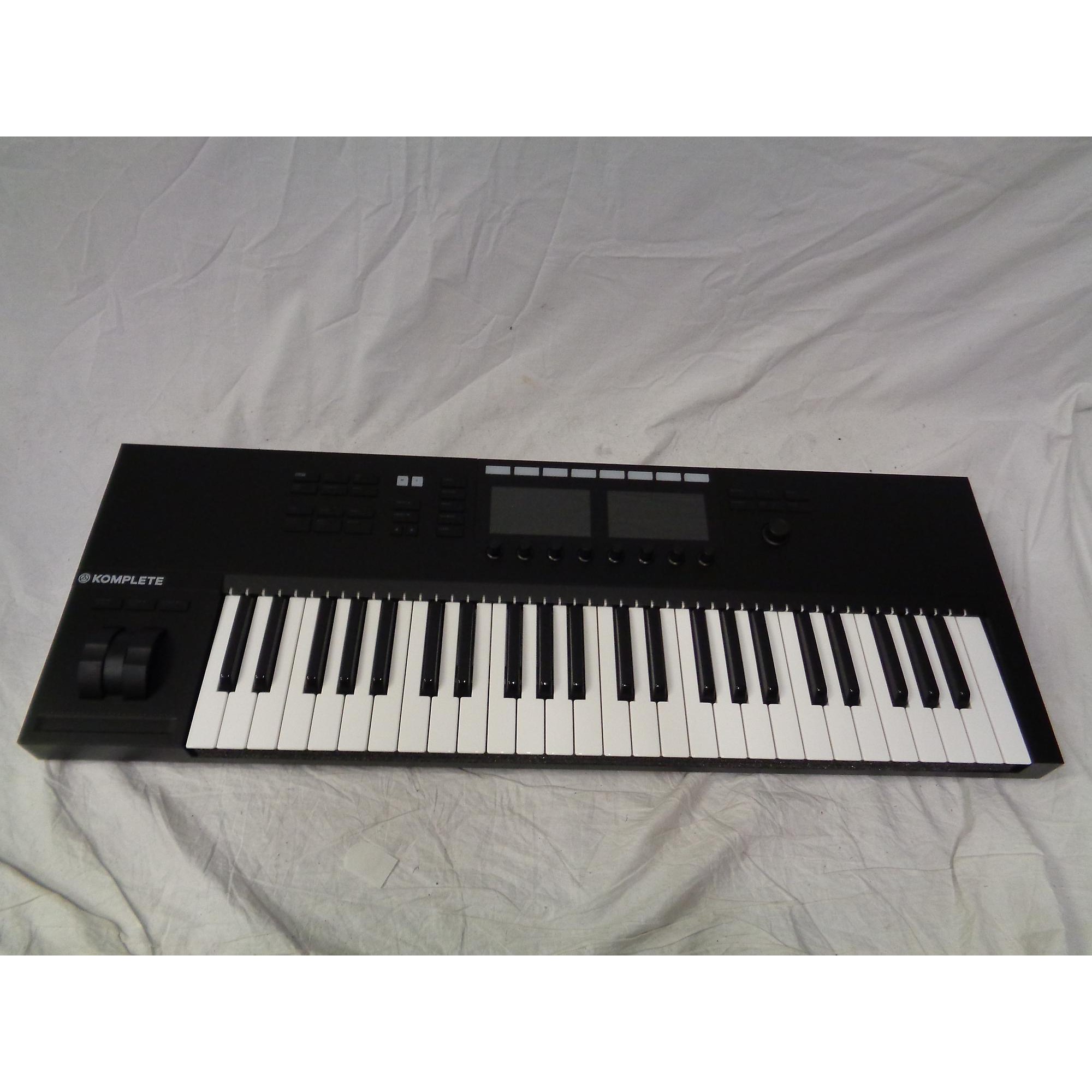 native instruments komplete kontrol s49 keyboard controller