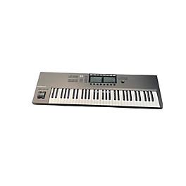 Used Native Instruments Komplete Kontrol S61 MKII MIDI Controller