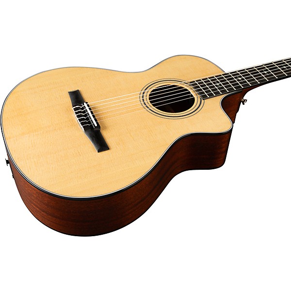 Taylor 312ce-N Grand Concert Nylon-String Acoustic-Electric Guitar Natural