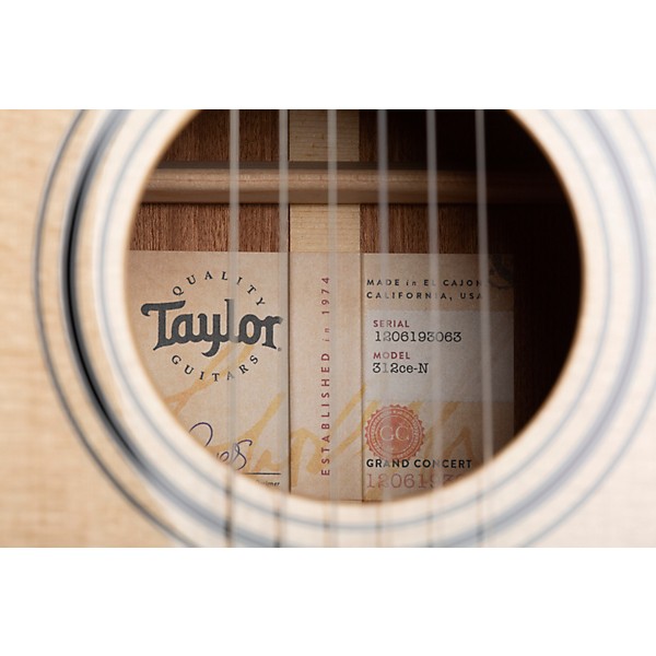 Taylor 312ce-N Grand Concert Nylon-String Acoustic-Electric Guitar Natural