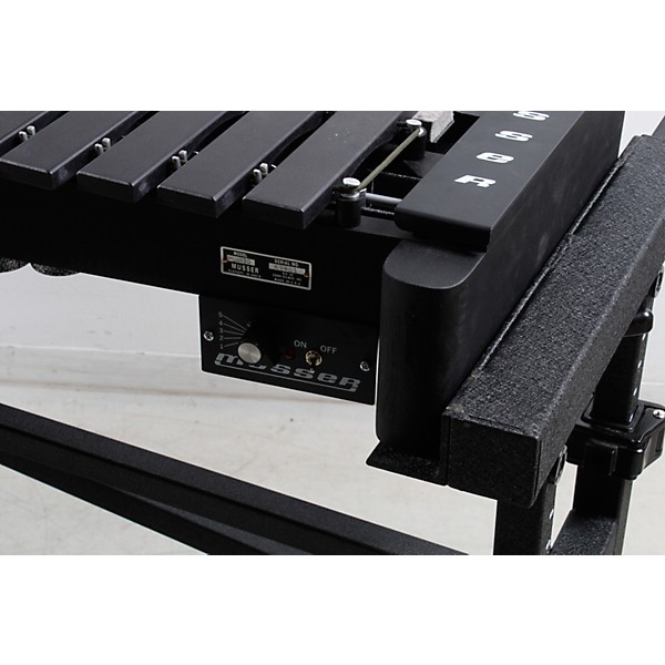 Musser ULTIMATE Vibraphone Aluminum Field Frame with Motor