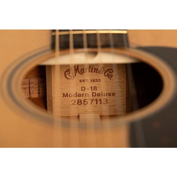 Martin D-18 Modern Deluxe Dreadnought Acoustic Guitar Natural