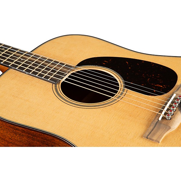 Martin D-18 Modern Deluxe Dreadnought Acoustic Guitar Natural