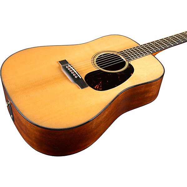 Martin D-18E Modern Deluxe Dreadnought Acoustic-Electric Guitar Natural